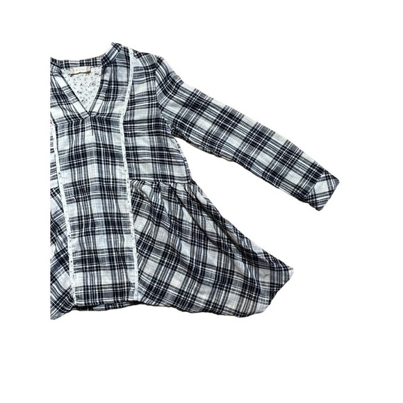 Altar'd state women's plaid blouse/top. Floral print on backside. Size Small. - Picture 2 of 8